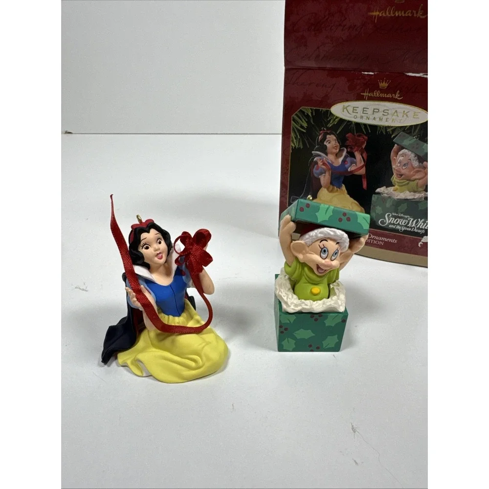 Hallmark Keepsake Disney Snow White Set of 2 Ornaments Anniversary Edition 1997